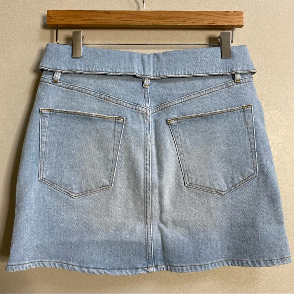 Frame Denim cut high